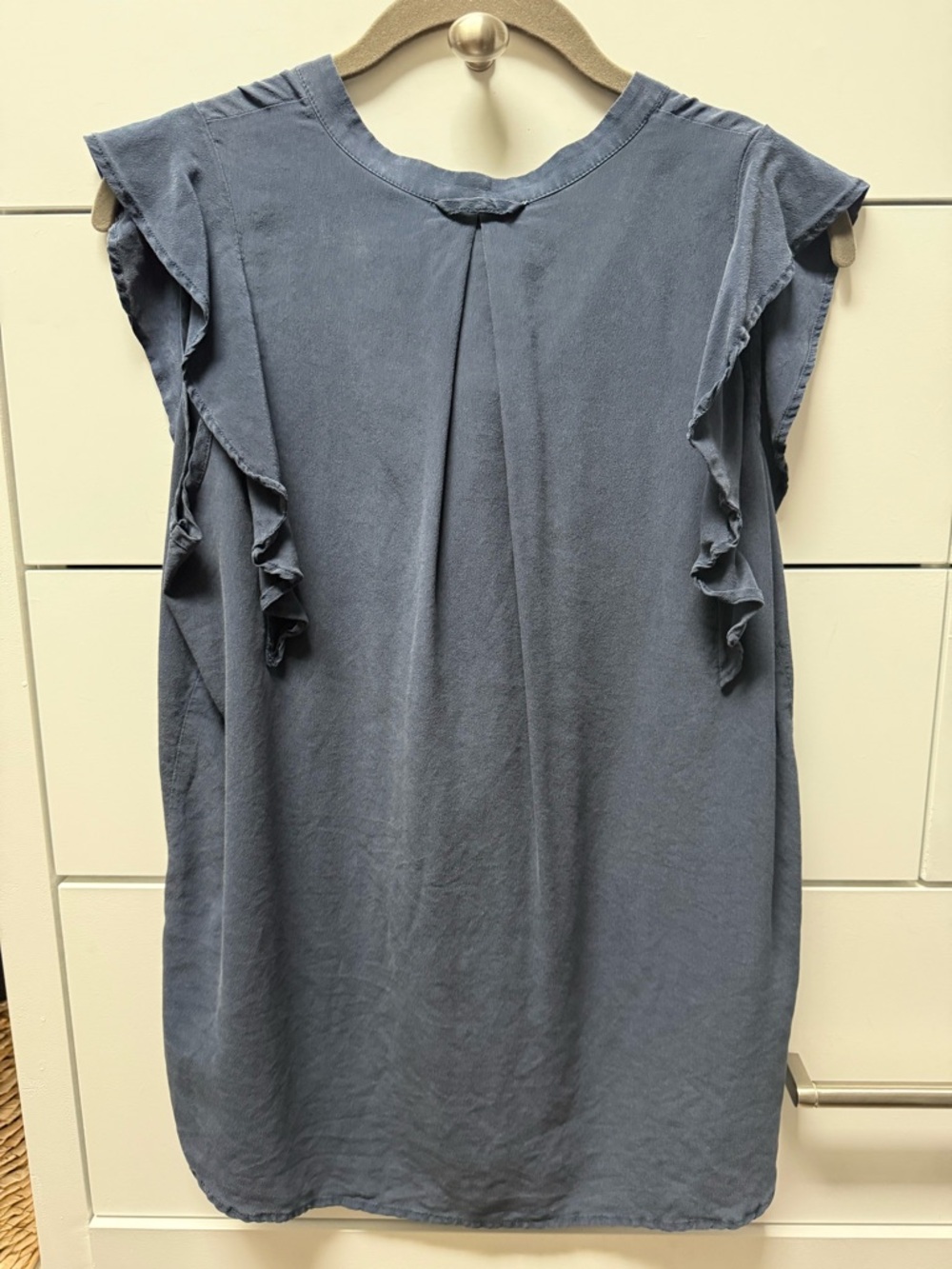 Gold Hawk 100% Silk Ruffle Flutter Sleeve Blouse | Size XS | Steel Navy - Picture 3 of 4